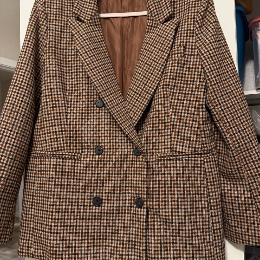 Astr Brown Checkered Double-Breasted Blazer